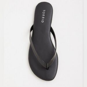 Torrid Black faux leather flip flop 7W